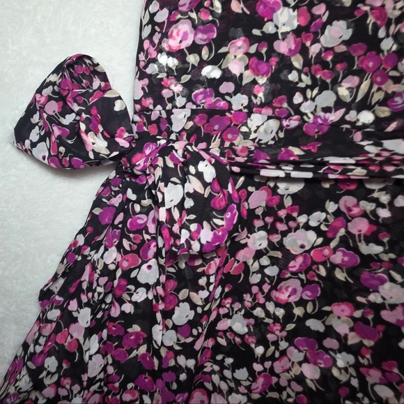 WHBM Floral Pink and Black Fit-and-Flare Ruffle Midi Dress Size 4 Cut-out Back. - Picture 9 of 13